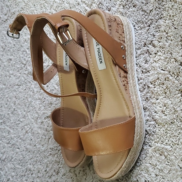 Steve Madden Platform Open Toe Ankle Strap Sandal - Picture 2 of 5